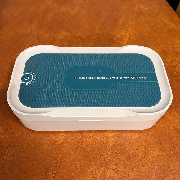 Dual Electronics In-Car Phone Sanitizer with 2-Way Charging w/o Charging Cord - Picture 1 of 9